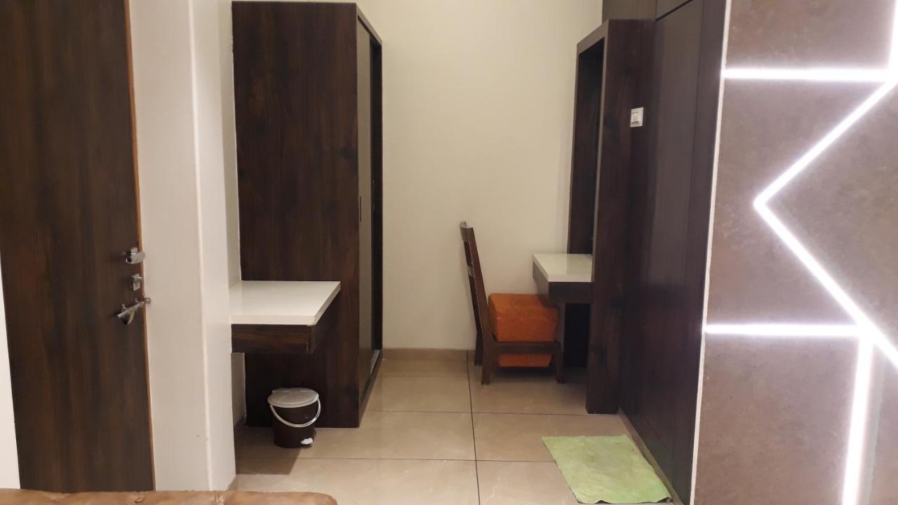 Central Park Hotel Mumbai